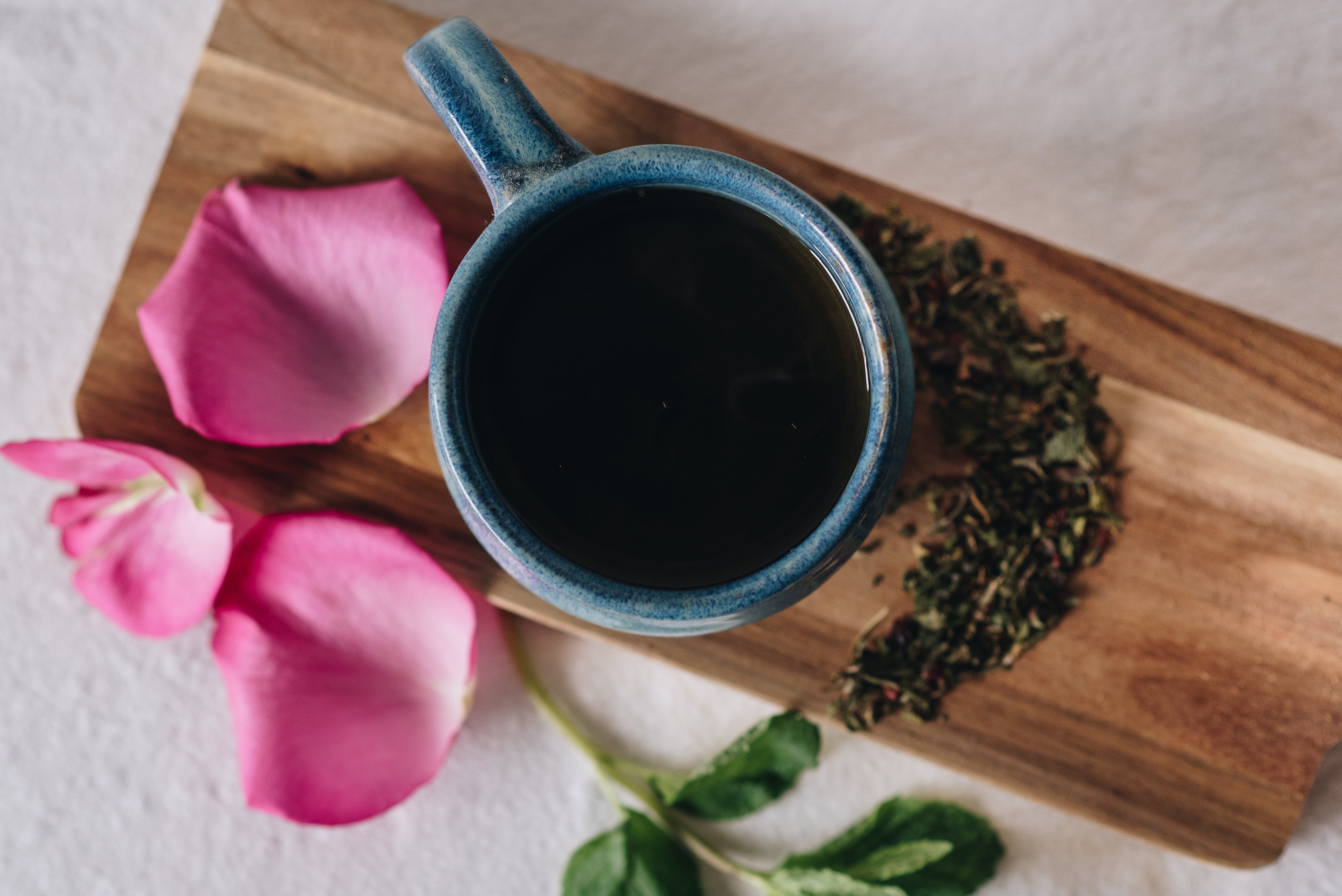 Recipe: Rosehip, Nettle and Mint Tea for Boosting Immunity