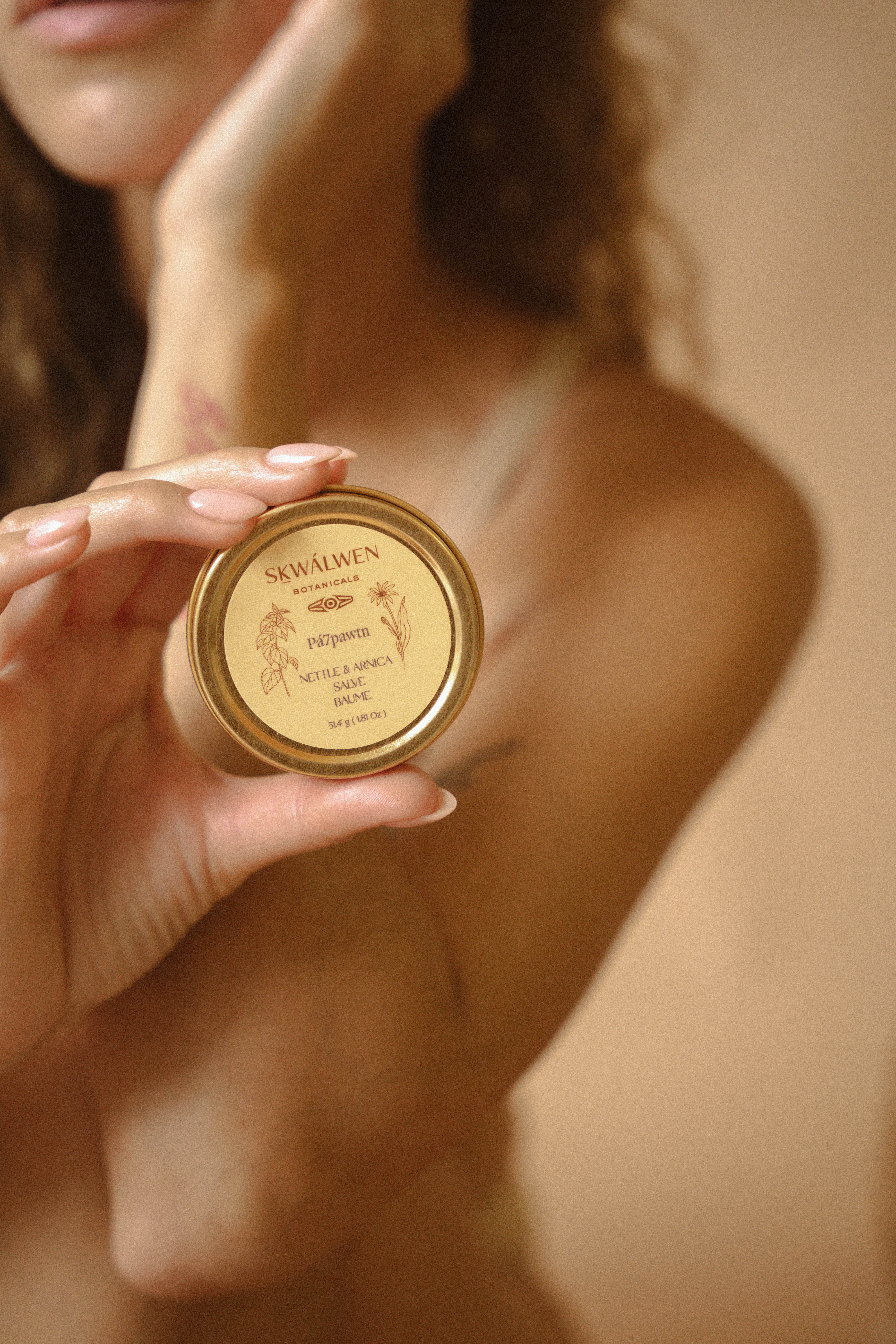 Pá7pawtn Nettle & Arnica Salve