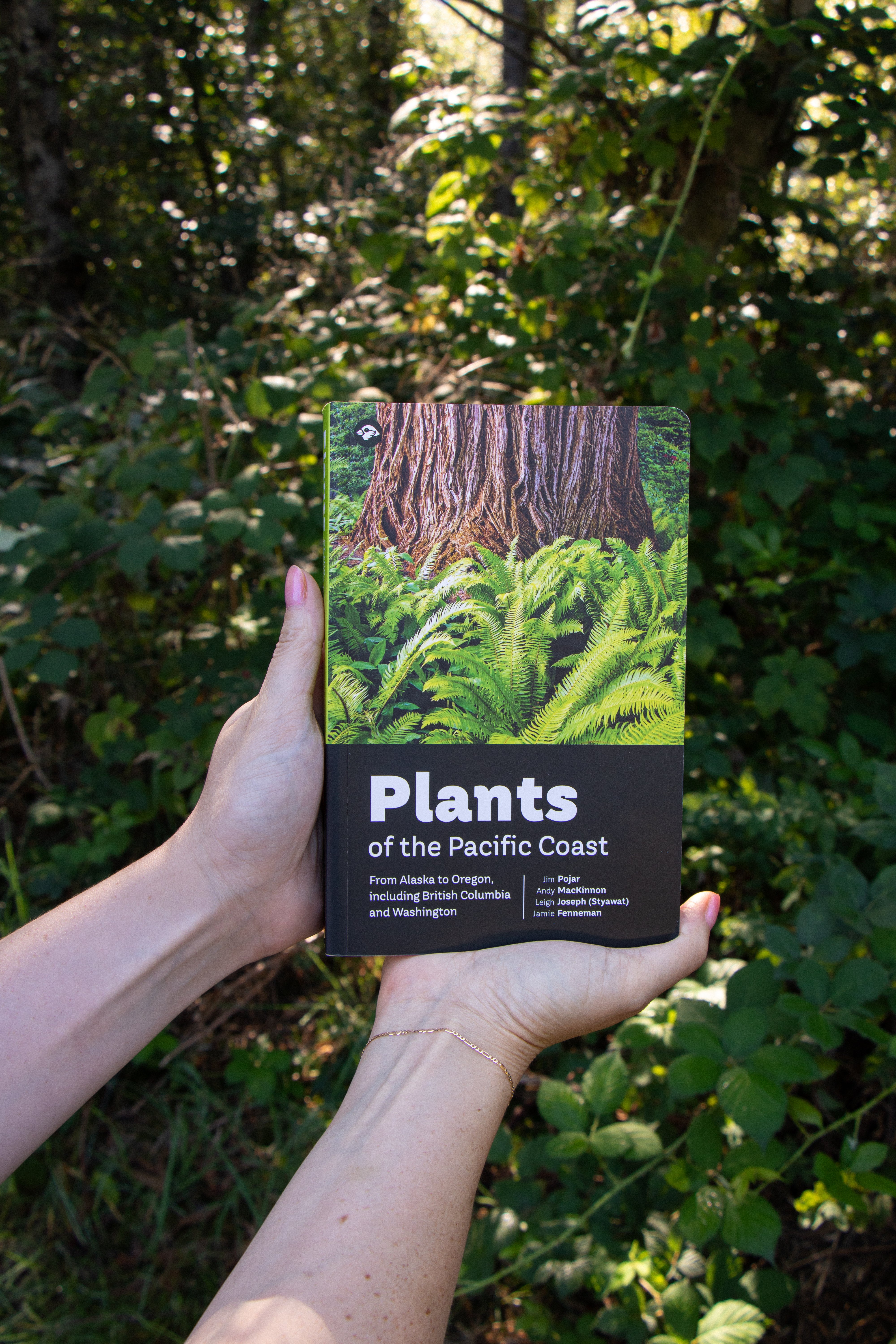 Plants of the Pacific Coast: From Alaska to Oregon, including British Columbia and Washington