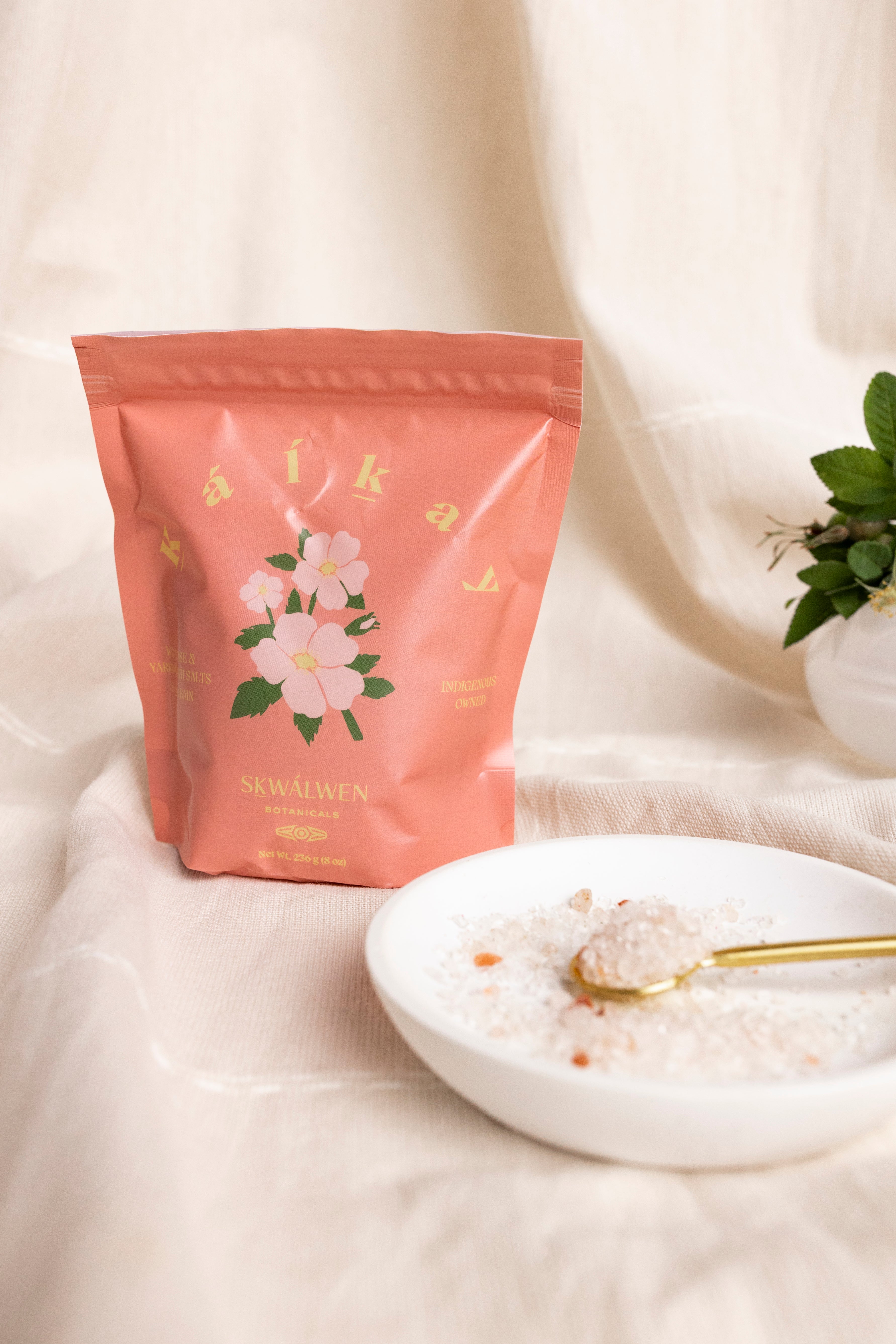 Kalkáy Wild Rose & Yarrow Bath Salts