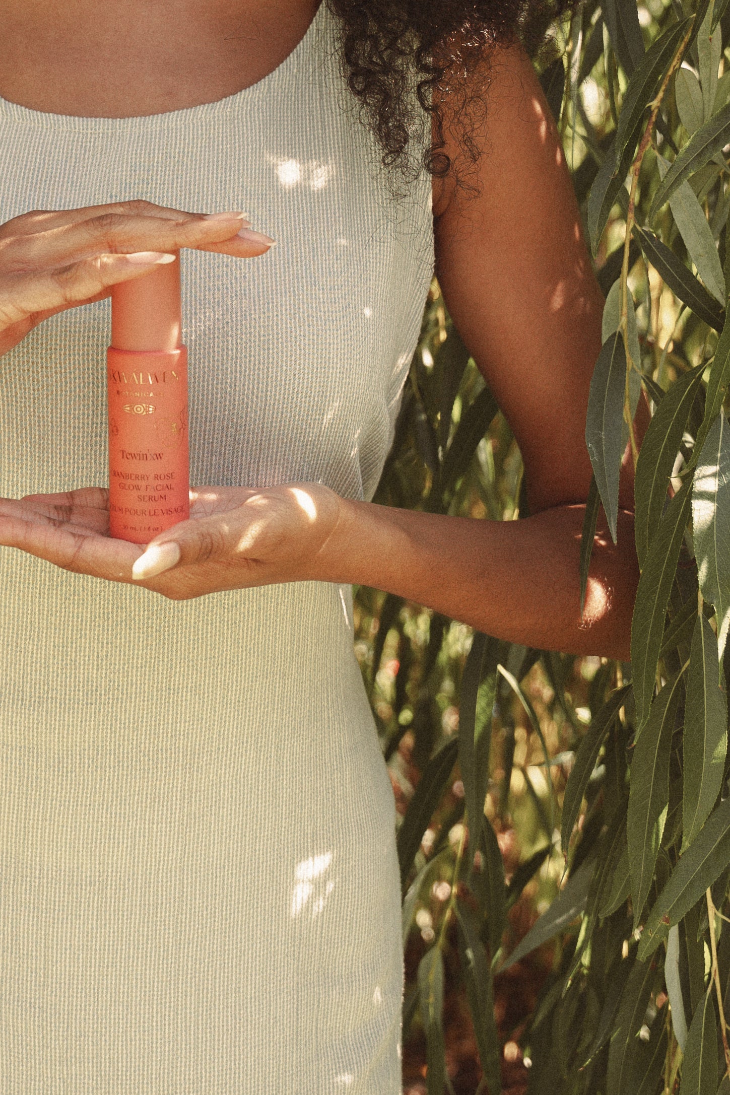 Tewin’xw Cranberry Rose Glow Facial Serum