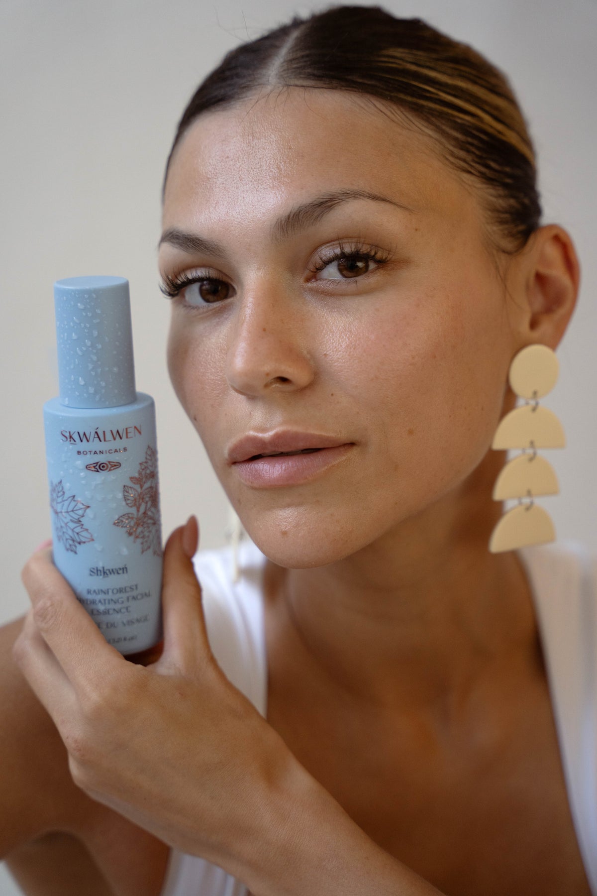 Shkweń Rainforest Hydrating Facial Essence